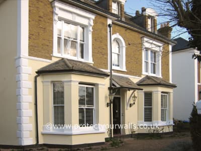 Rendering the walls of a historic block of flats - Case Study 6, Image 2.